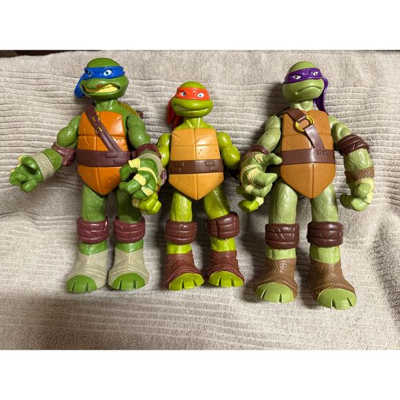 Teenage Mutant Ninja Turtles Large Figures Set of Three Figures only - Picture 1 of 2